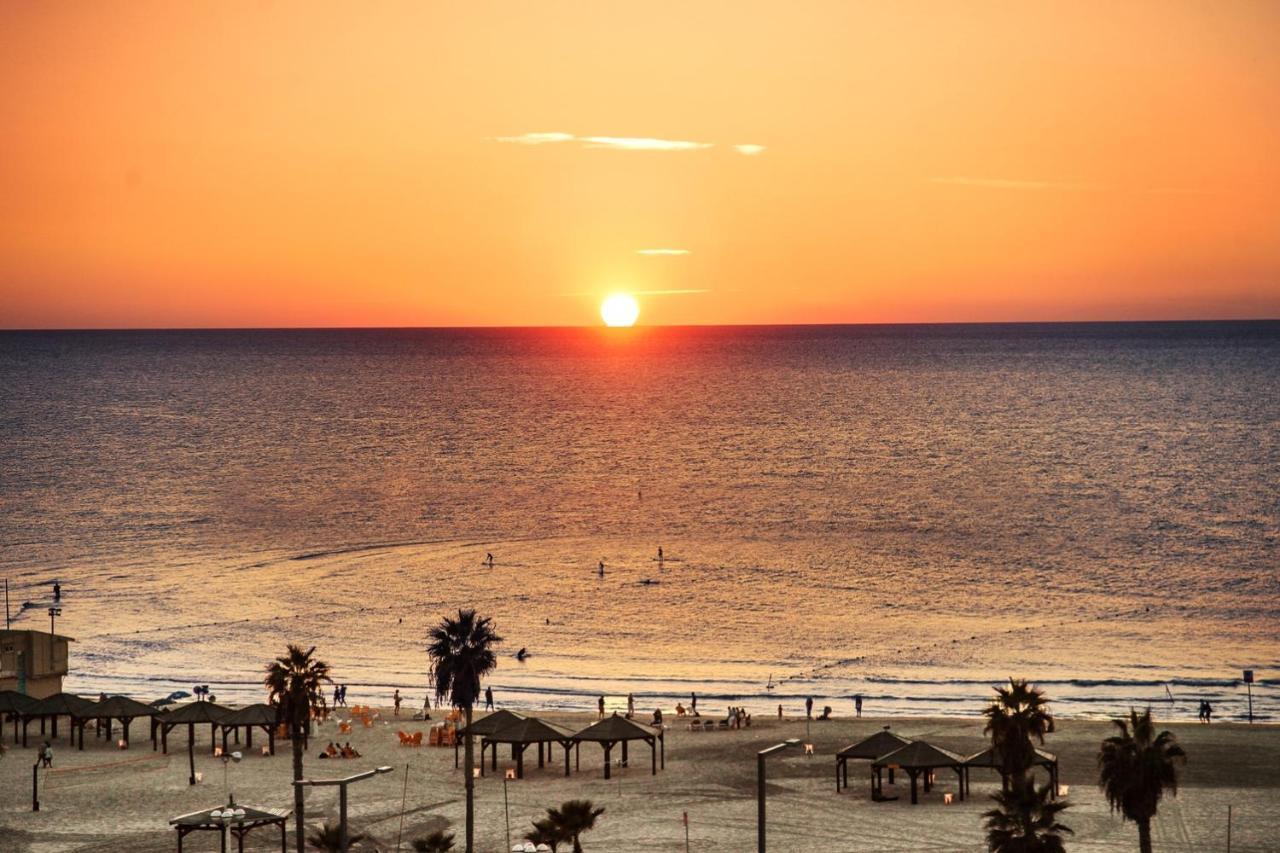 Brown Brut Seafront Hotel, A Member Of Brown Hotels Tel Aviv Luaran gambar